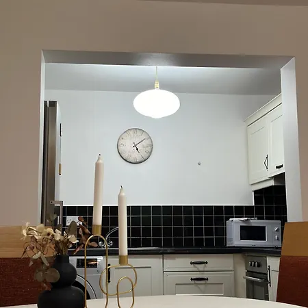 Saint Saviour's Apt *