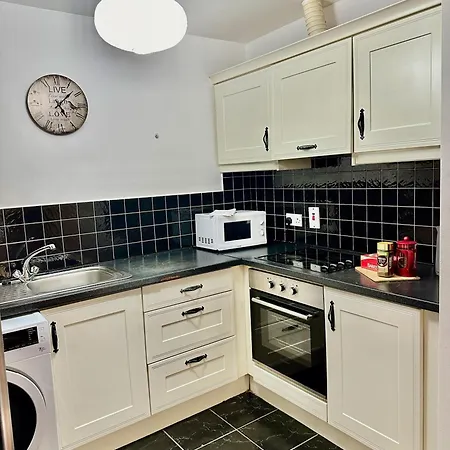 Apartment Saint Saviour's