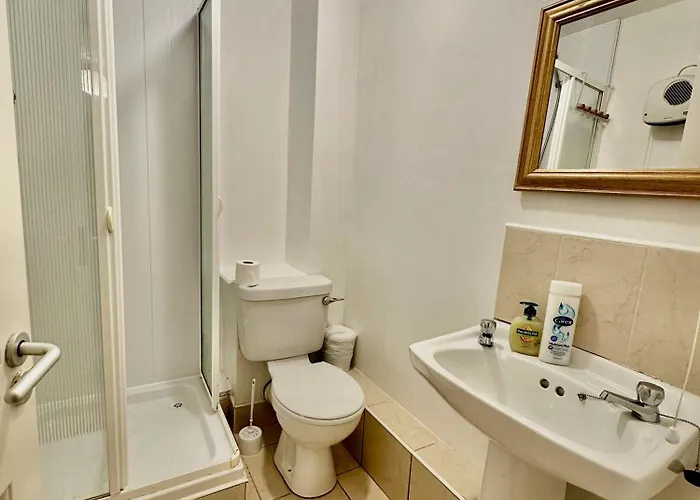 Saint Saviour's Apartment *